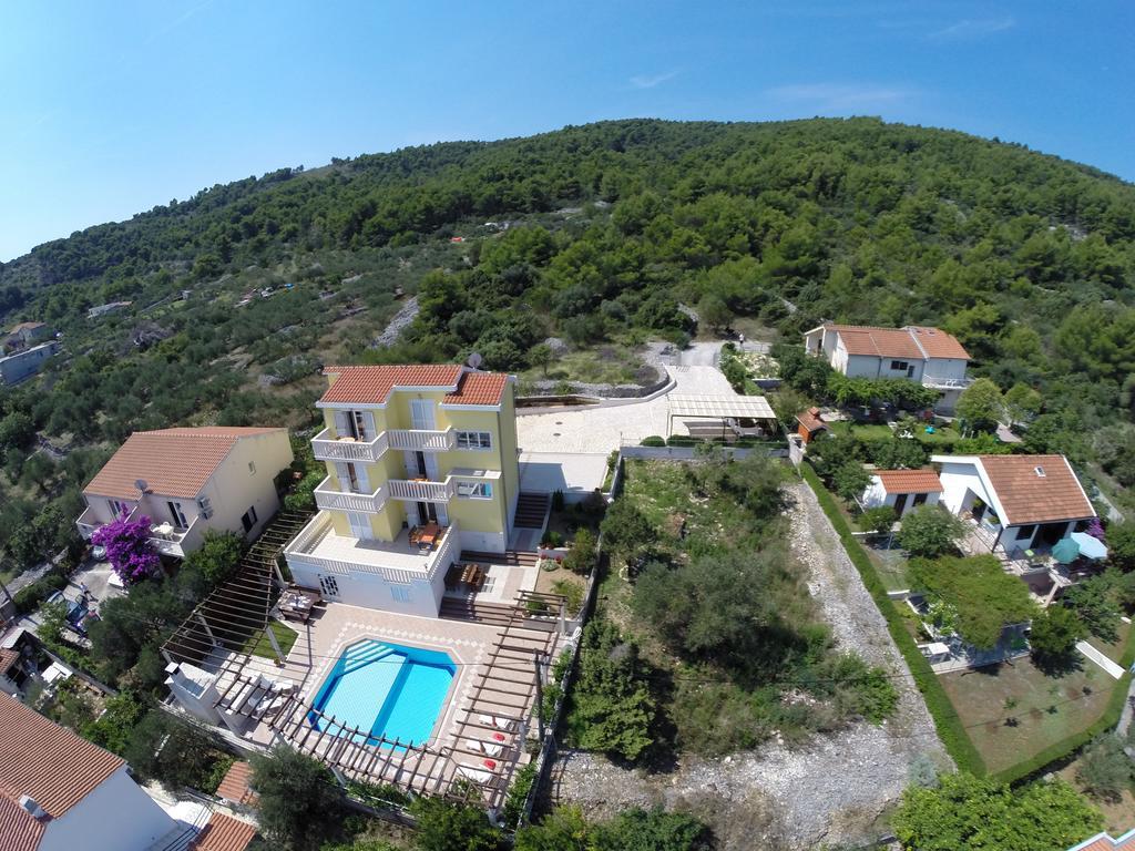 Apartments Romana Слатине Номер фото