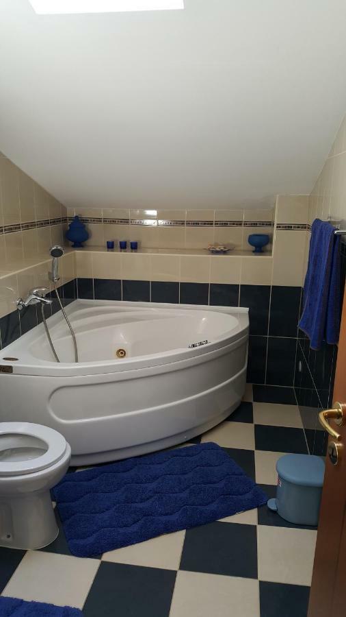 Apartments Romana Слатине Экстерьер фото